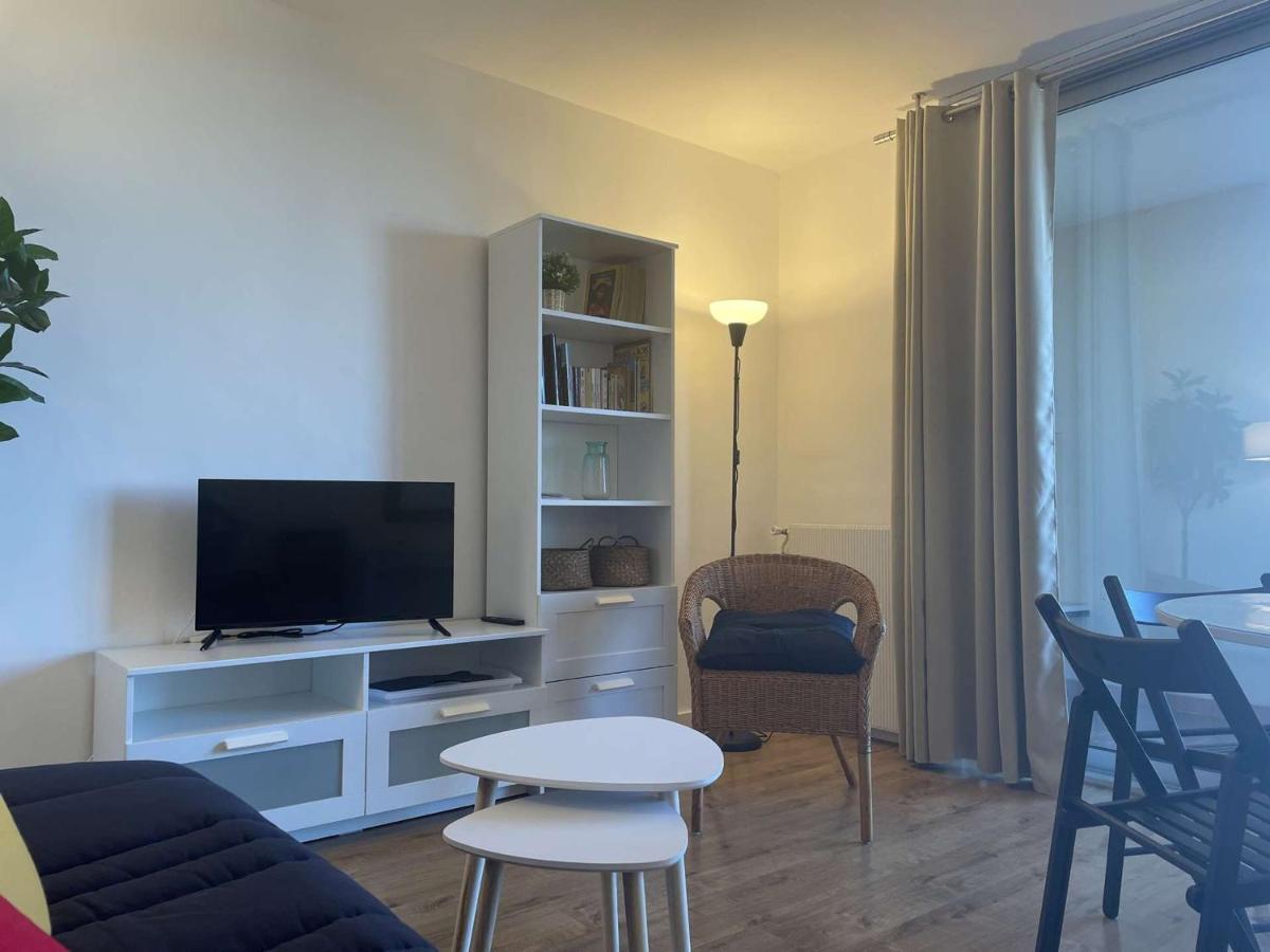 בניולס-סור-מר Appartement Renove Avec Clim, Parking Et Terrasse A 500M Du Port - Fr-1-225C-113 מראה חיצוני תמונה
