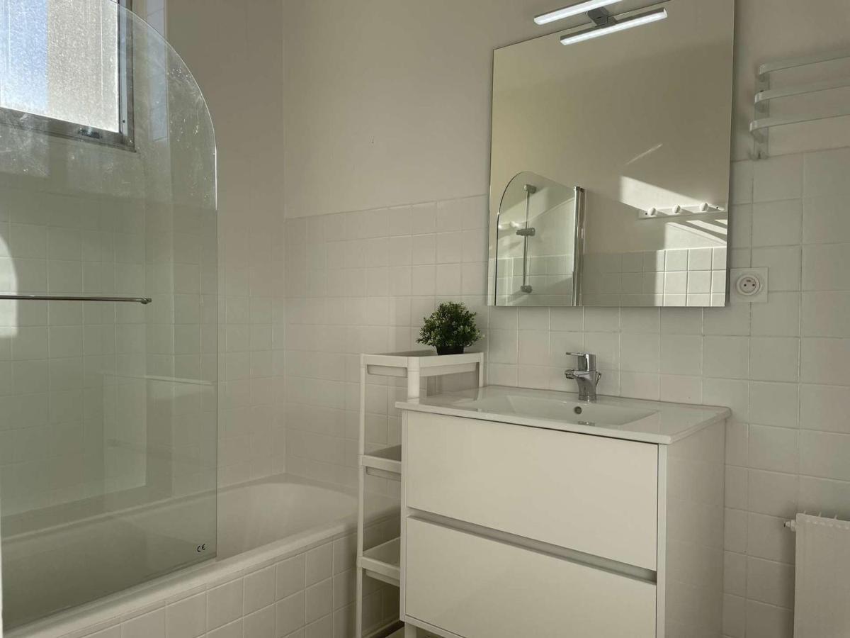 בניולס-סור-מר Appartement Renove Avec Clim, Parking Et Terrasse A 500M Du Port - Fr-1-225C-113 מראה חיצוני תמונה